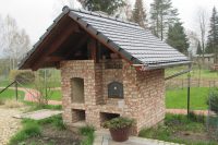 Freude genießen beim Backen, Grillen oder Räuchern (Backhaus, erbaut in Großschönau)